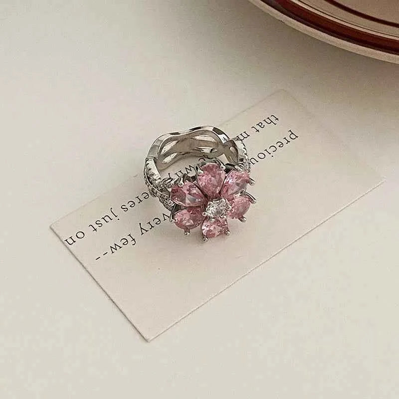 Women Sweet Romantic Zircon Flower Ring