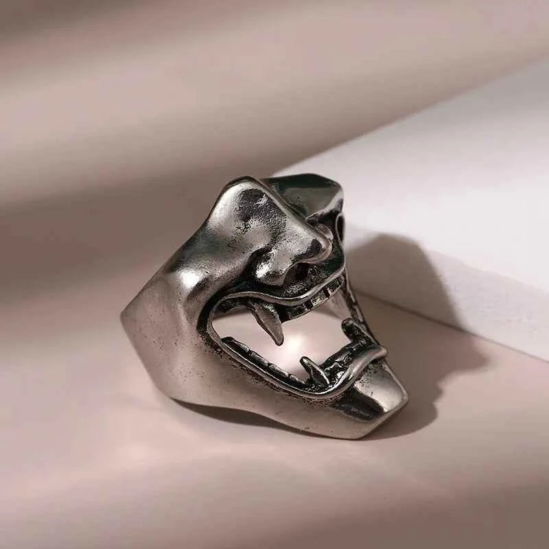 Gothic Vintage Punk Half Face Ring