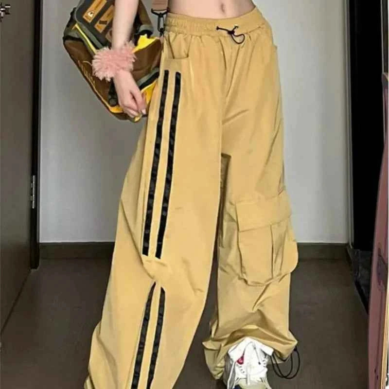 High-Waist Yellow Vintage Cargo Pants - Women’s Baggy Utility Streetwear Trousers