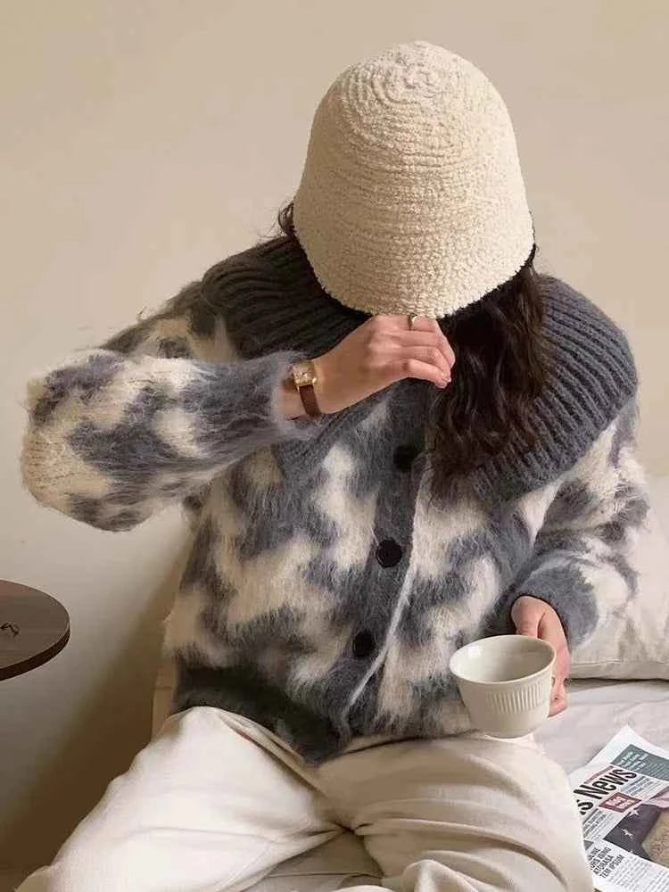Premium Y2K Leopard Print Knitted Cardigan