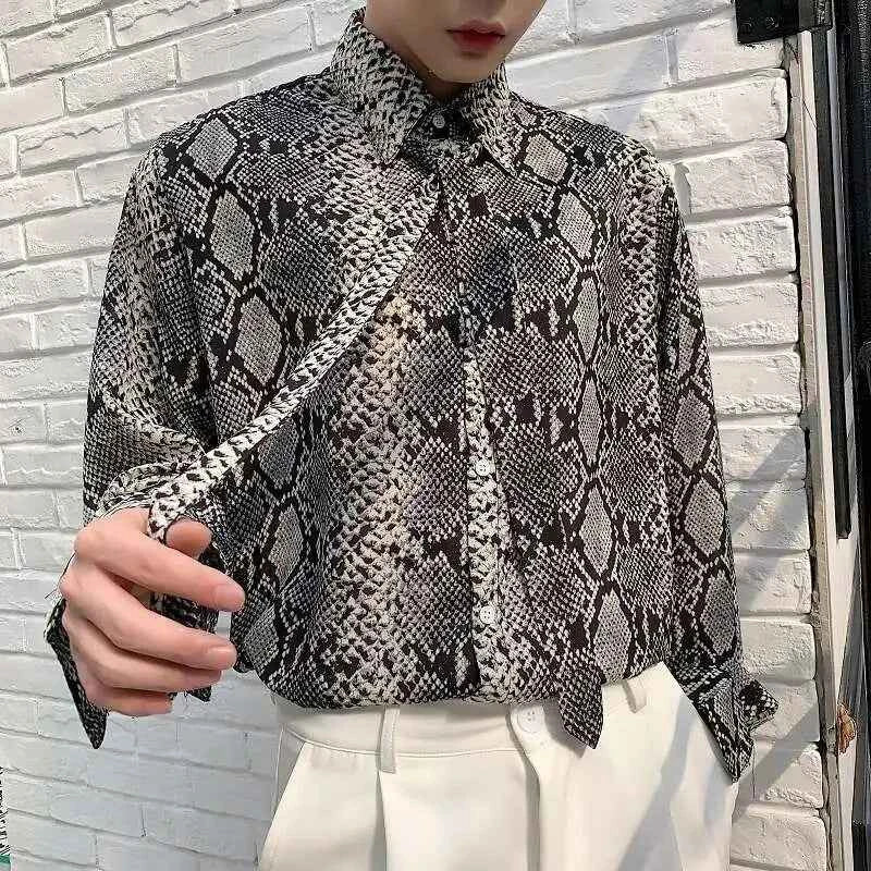 Japanes Trendy Snake Printed Short Sleeved Shirt