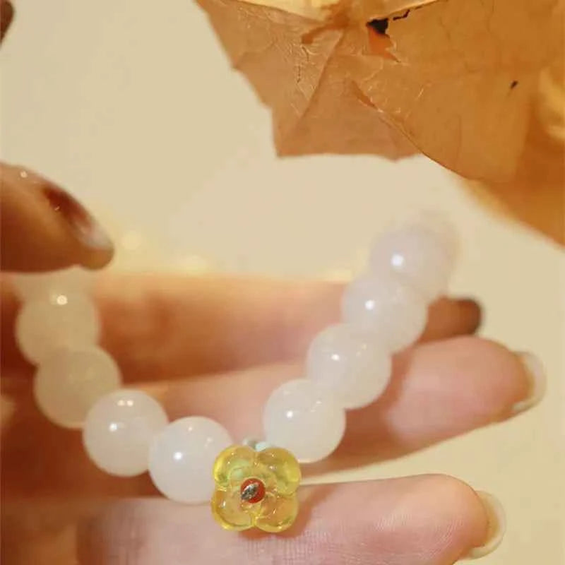 Elegant White Jade Beaded Bracelet