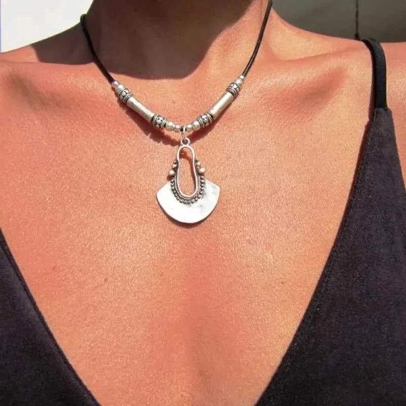 Bohemian Vintage Alloy Geometric Pendant Necklace