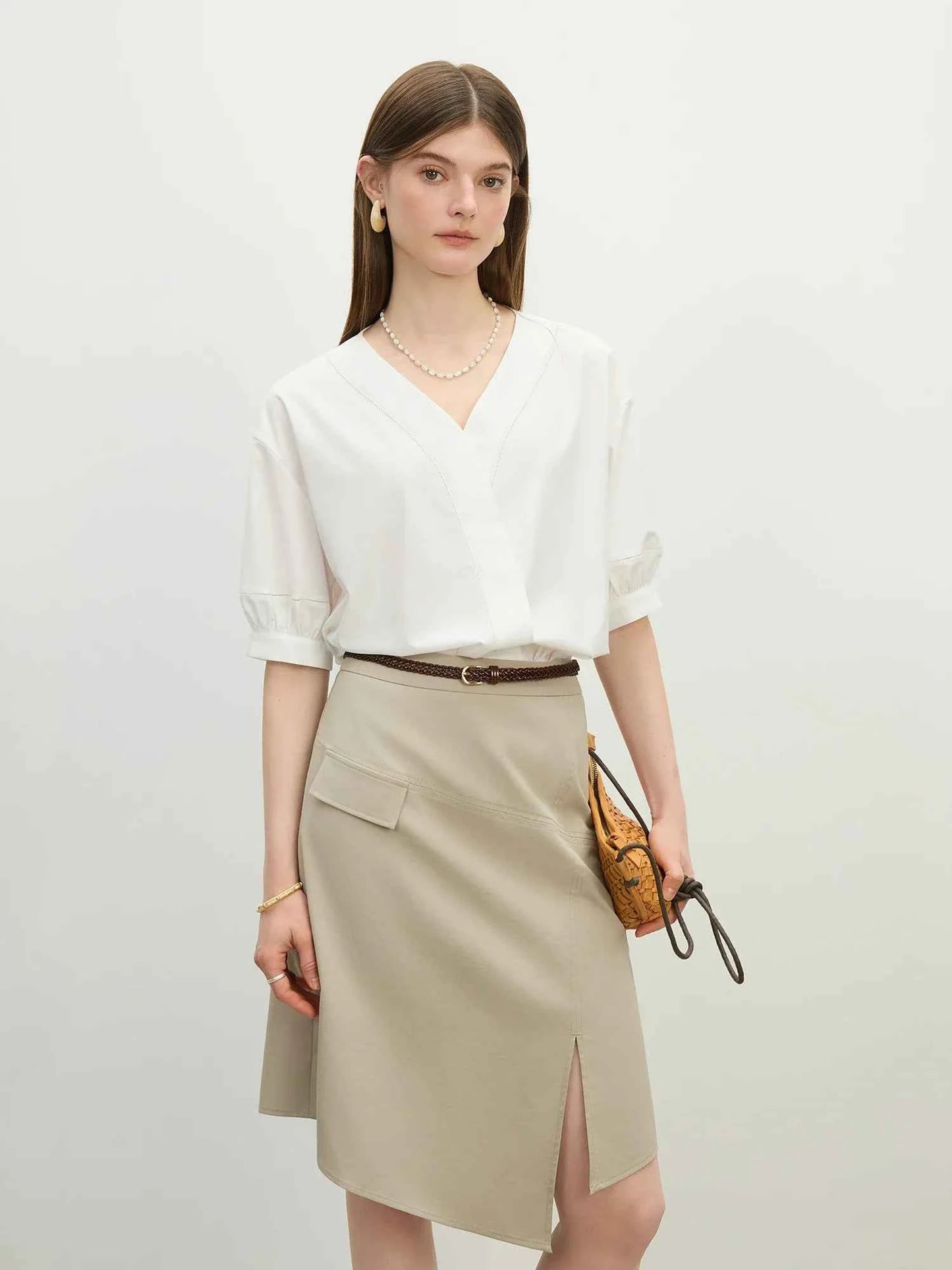 Women Classic Effortless Summer V-Neck Linen Shirt