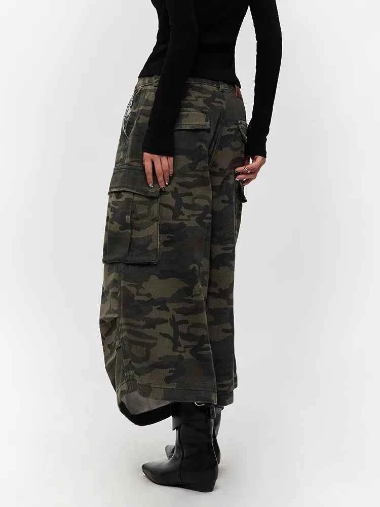 Cozy Vintage Camo Baggy Pleated Denim Jorts