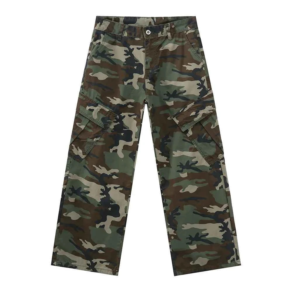 Youthful Retro Camo Loose Fit Jeans