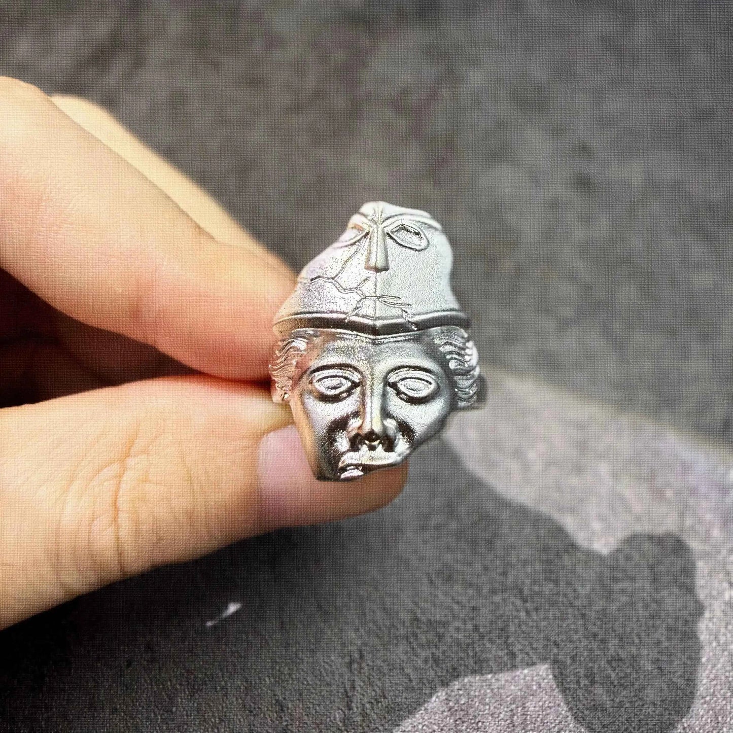 Adjustable Retro Half-Face Mask Ring