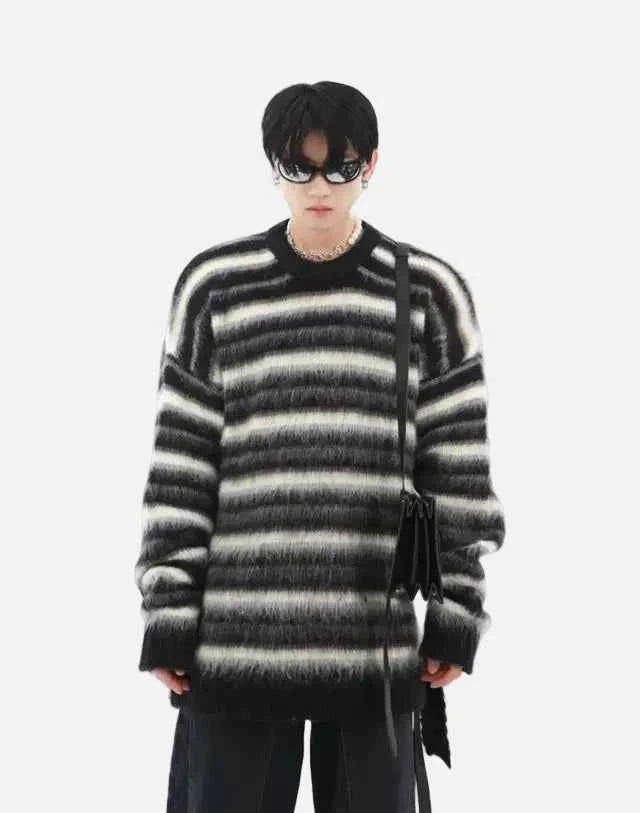 Versatile American Stripe Round Neck Sweater