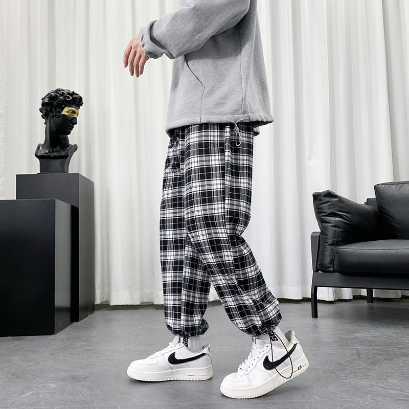 Black And White Checkered Pattern Pants