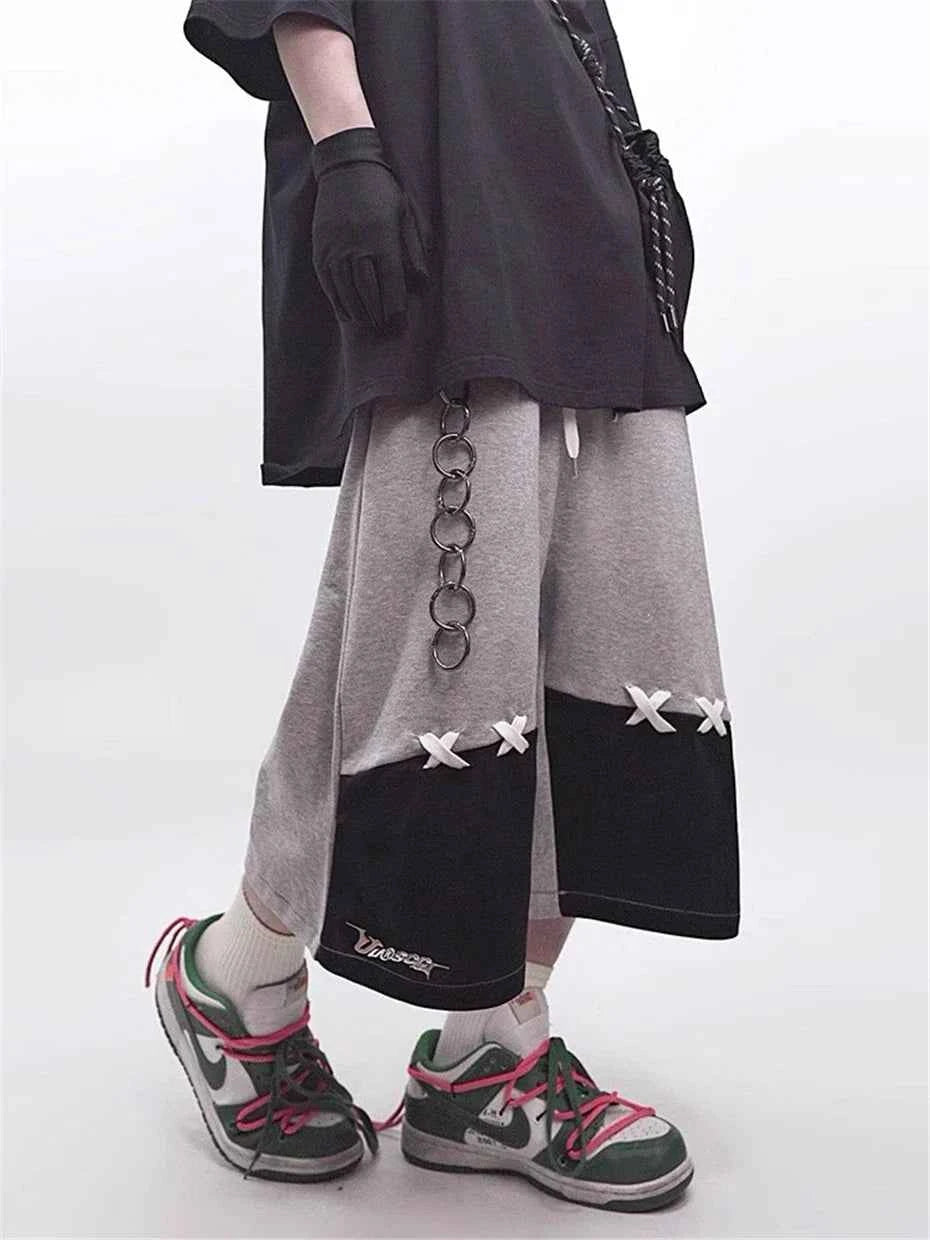 Men Sleek Lines Patchwork Cargo Jorts
