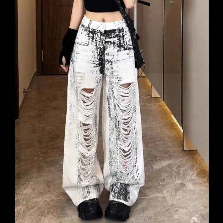 Vintage Women Streetware Ripped Denim Jeans