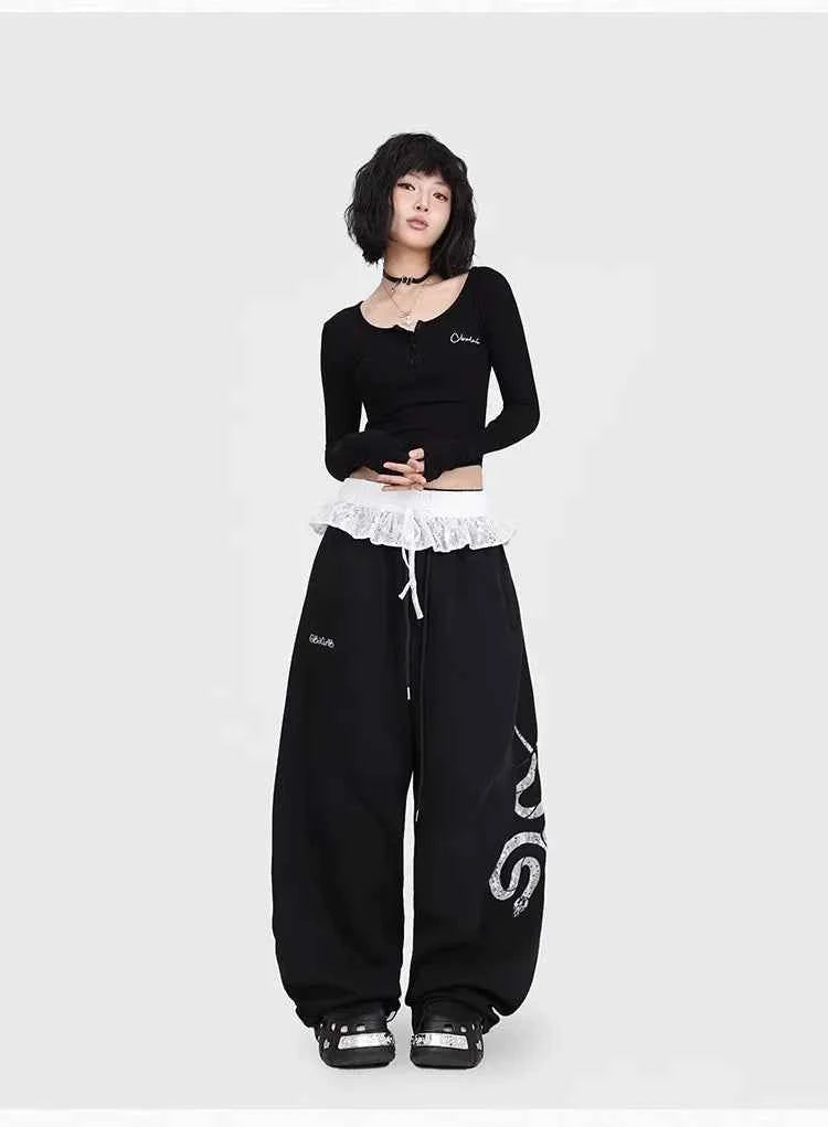 Snake Patch Embroidery Lace Hip Pants