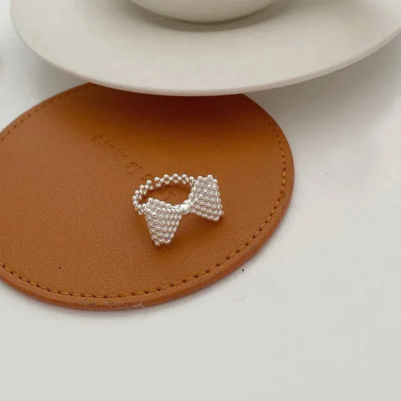 Geometric Bowtie Ribbon Punk Finger Ring