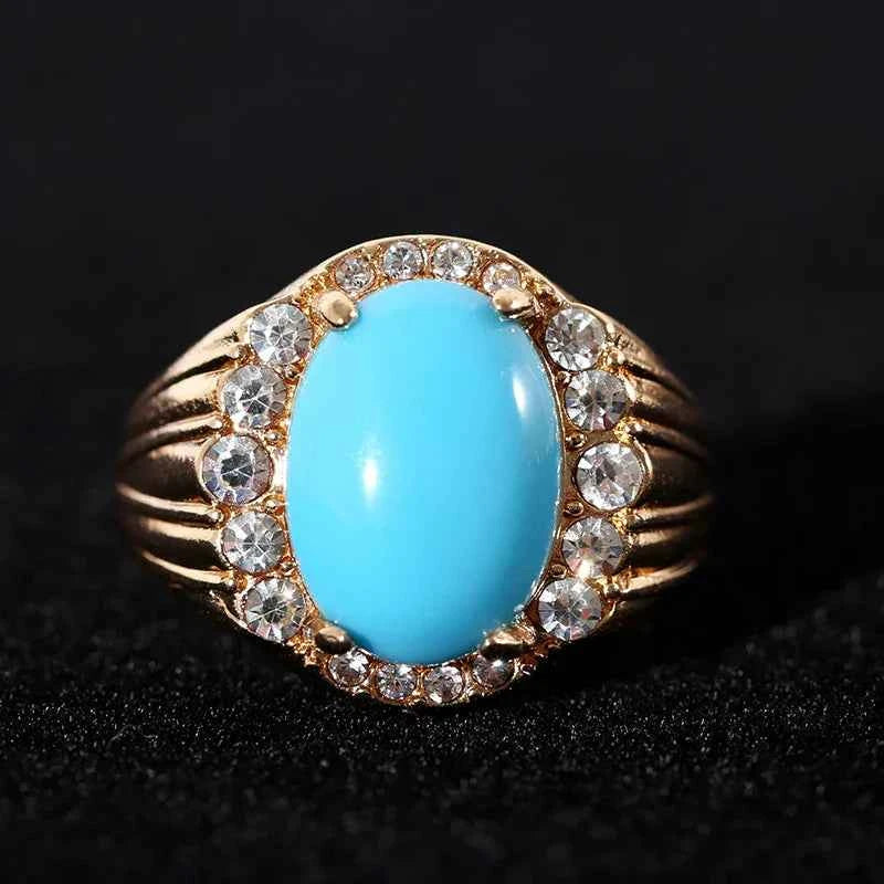 Exquisite Blue Stone Gold Ring