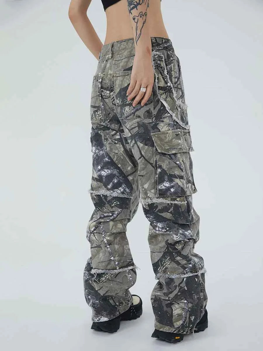 Stylish Retro Camouflage Cargo Jeans