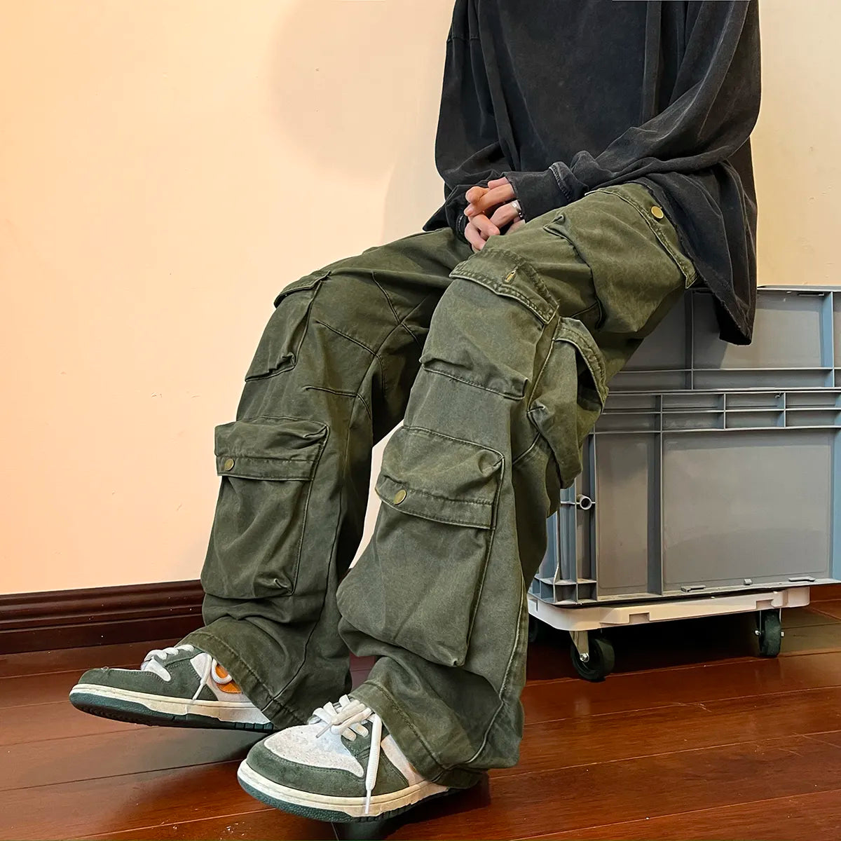 Baggy Style Multi-pockets Tooling Pants