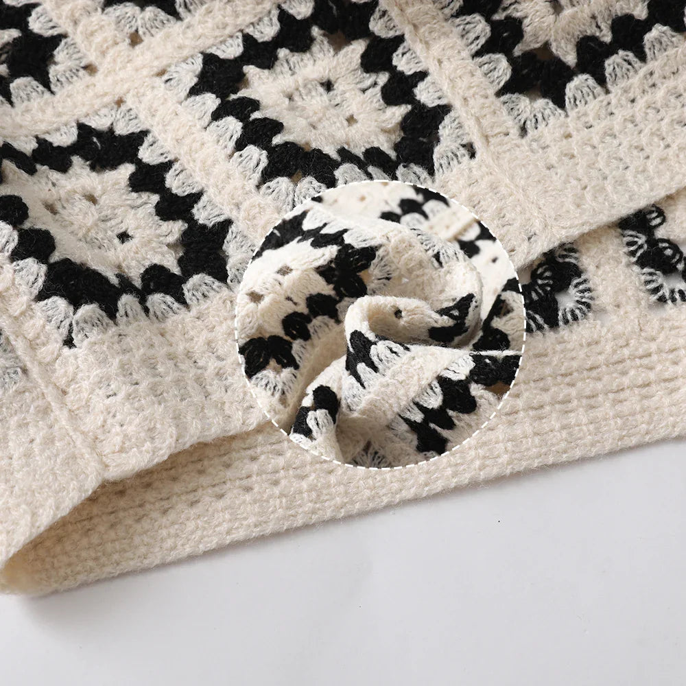 V-Neck Knitted Short Sleeve Shirt