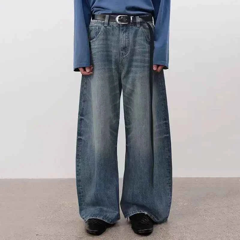 Trendy Curved Knife Denim Jeans