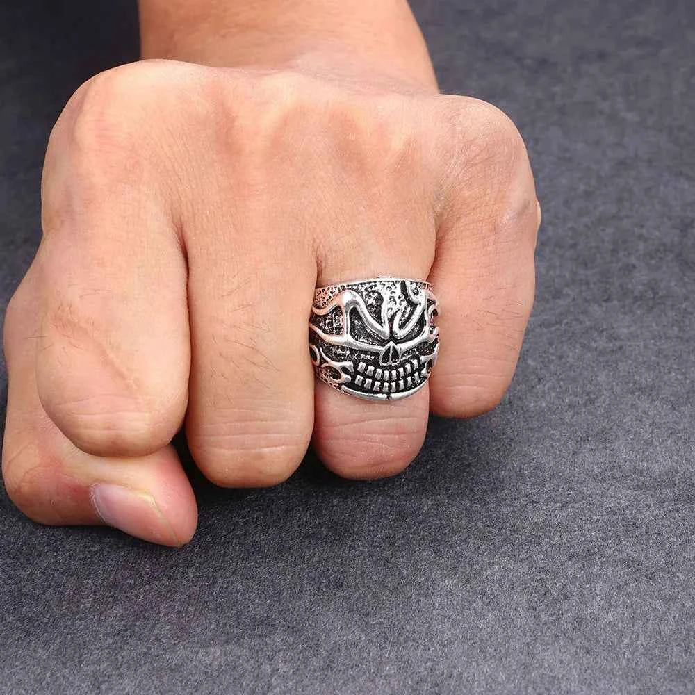 Handmade Retro Angry Skull Silver Ring