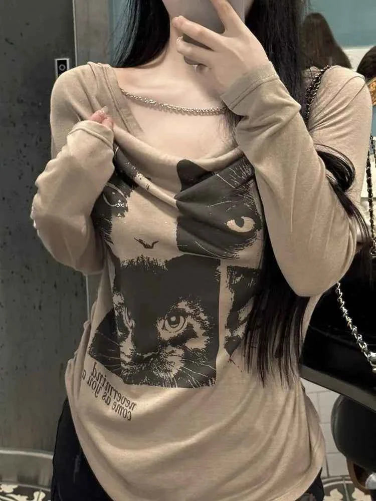 Cat Graphic Print Long Sleeve T-Shirt