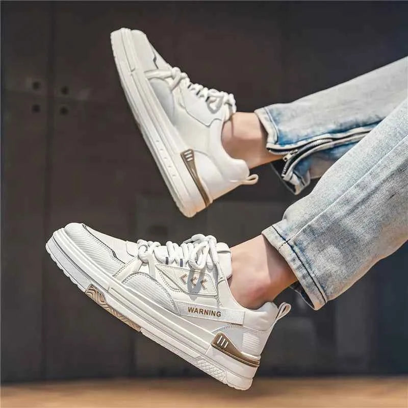 Versatile Casual Skateboarding Sneaker
