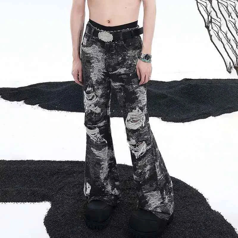 Wornout Broken Hole Design Bell Jeans