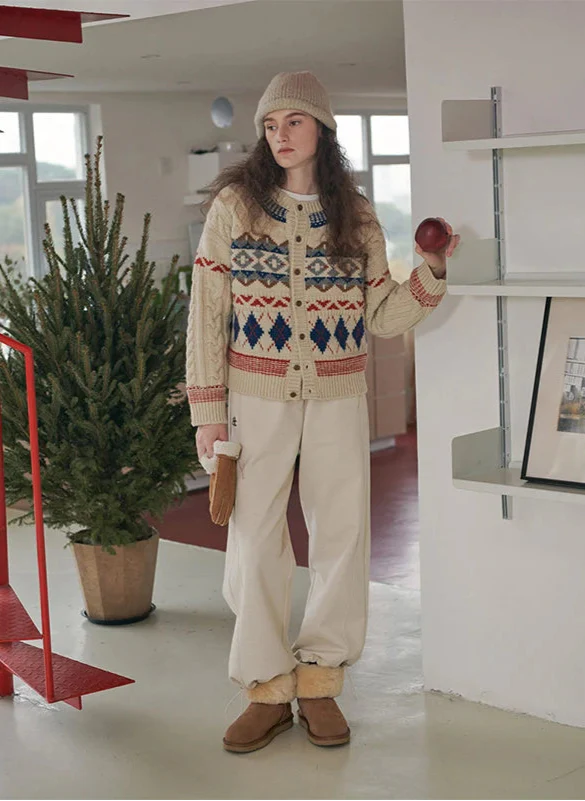 Cozy Vintage Christmas Argyle Knit Cardigan - Luxuryurbanwear