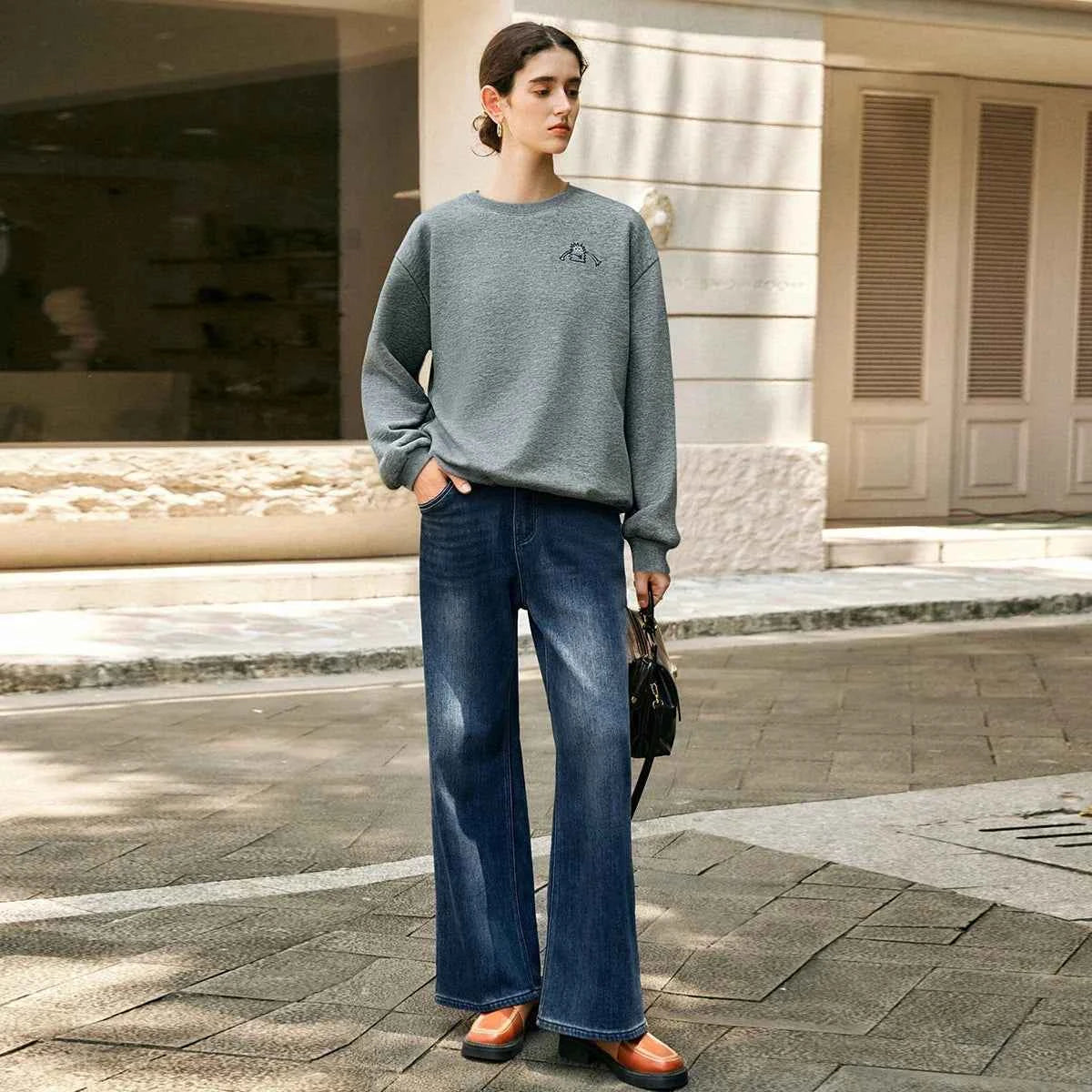 Gray Plaid Embroidered O-Neck Casual Sweatshirt