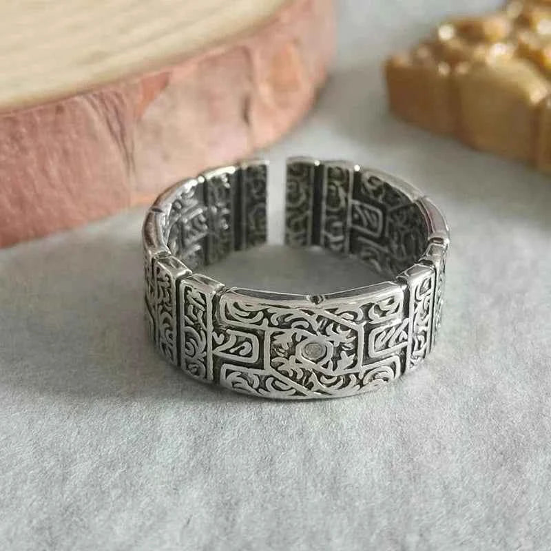 Men Silver Retro Tang Grass Pattern Ring