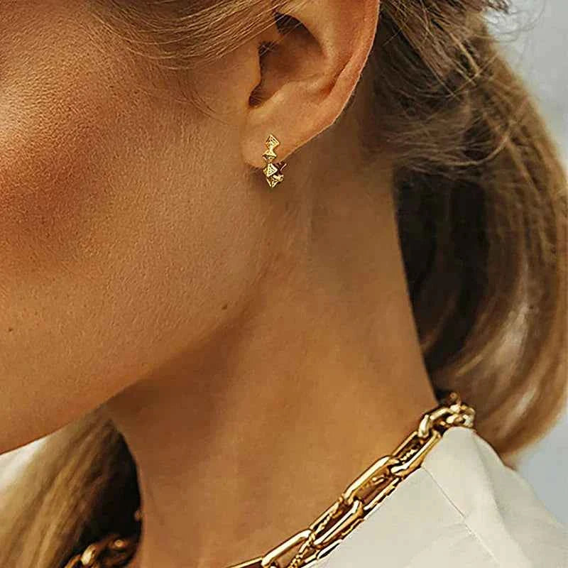 Dainty Circle Rivet Design Hoop Earrings