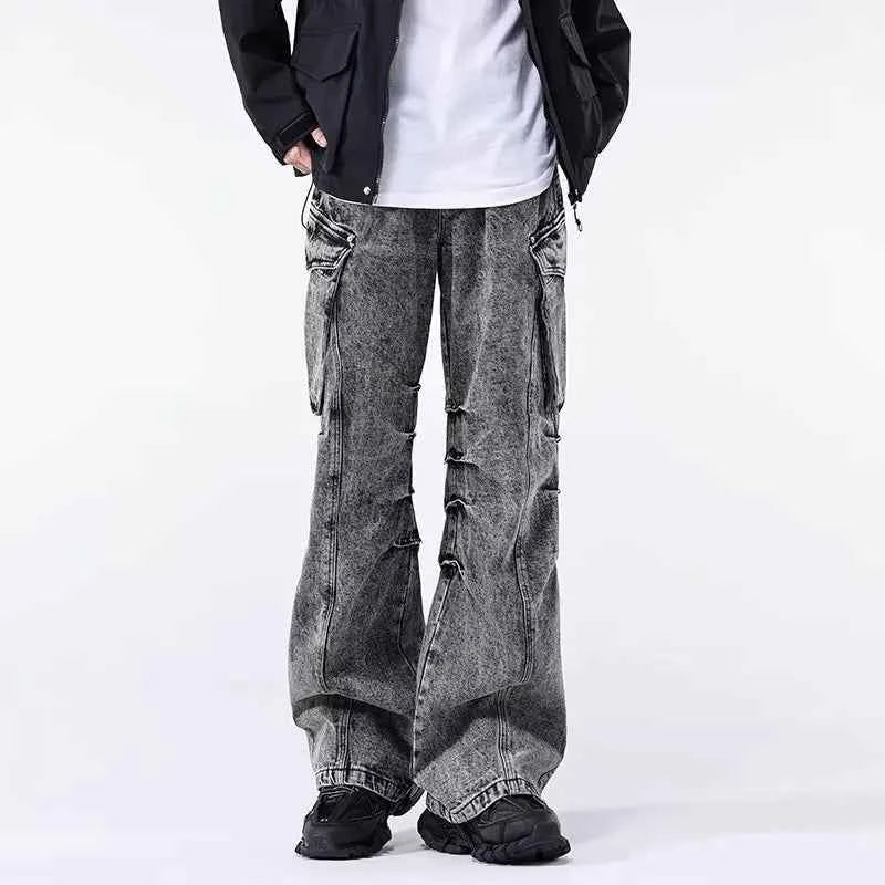 Minimal Look Gray Pleated Cargo Jeans