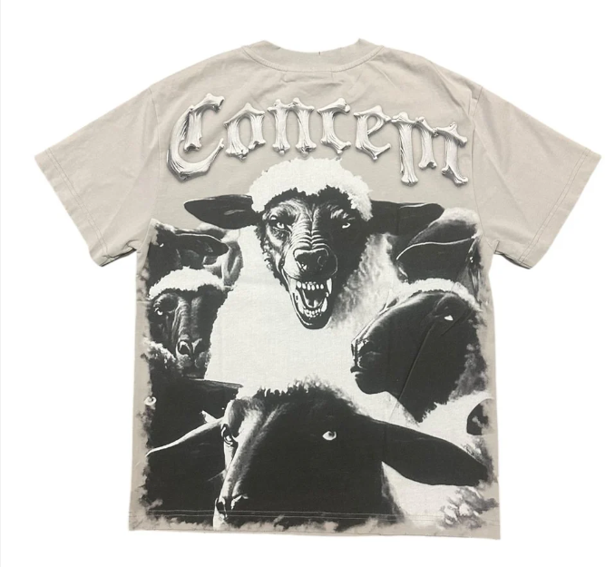 CONCEPT TShirt Beware Of A Wolf Graphic