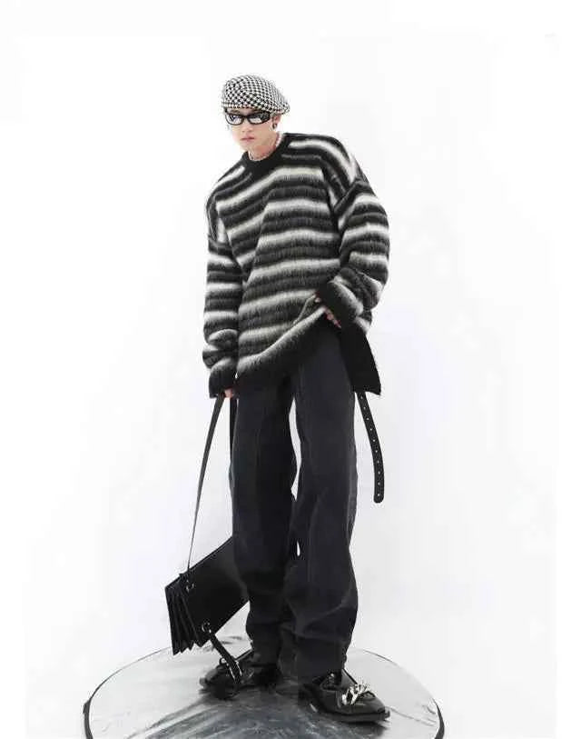 Versatile American Stripe Round Neck Sweater