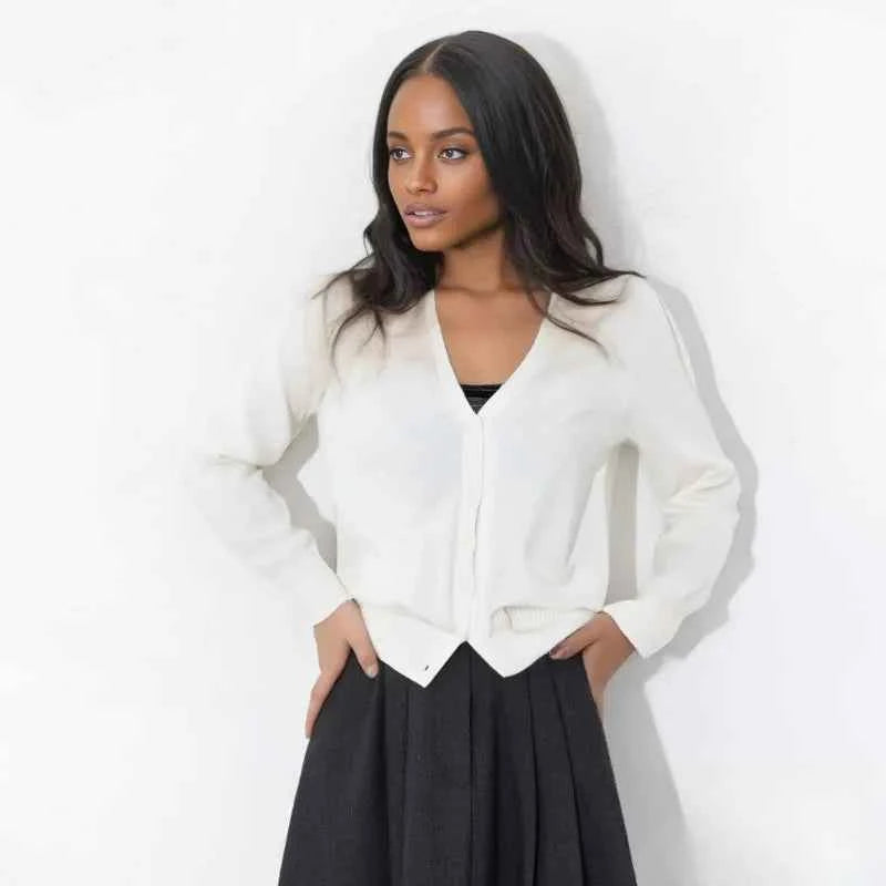 Women Casual Comfort V-Neck Knitted Cardigan