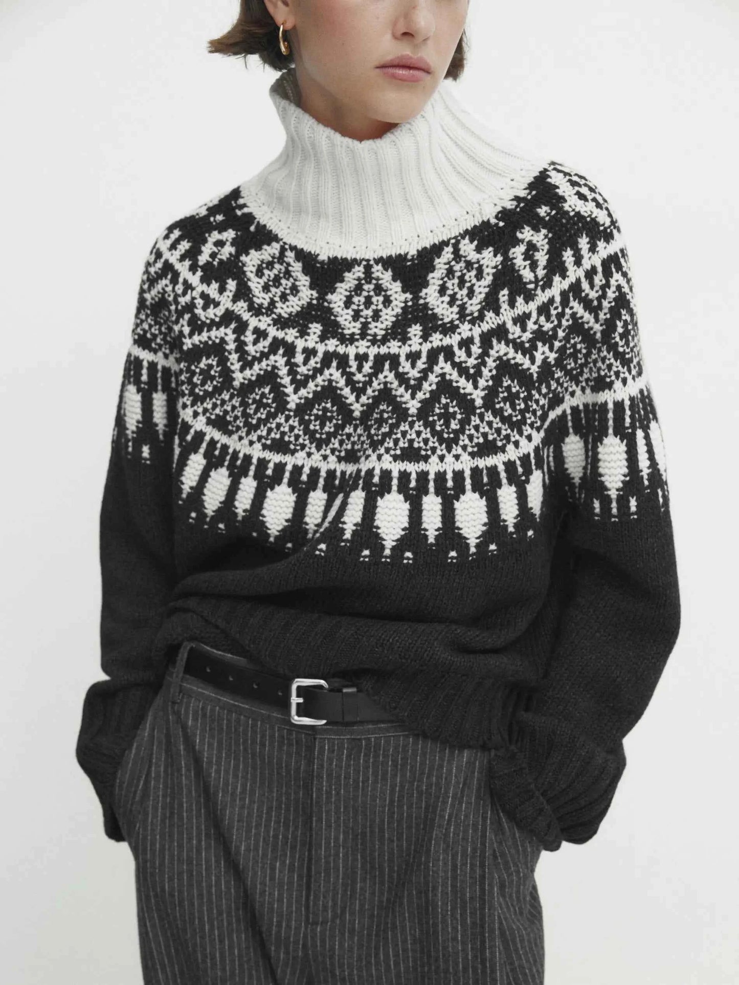 Classic Ethereal Spring Style Jacquard Turtleneck Sweater