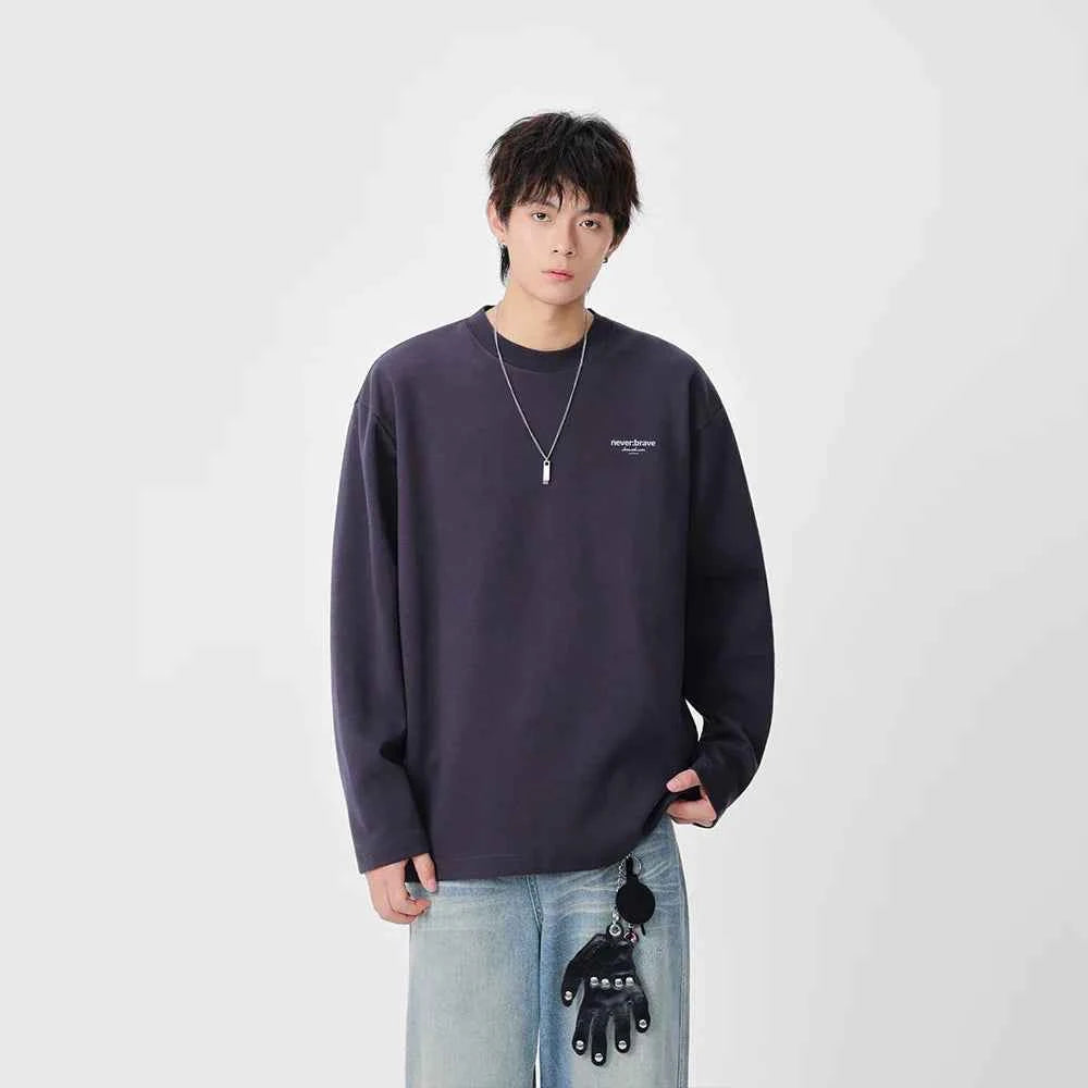 Minimalist Logo Detail Long Sleeve T-Shirt