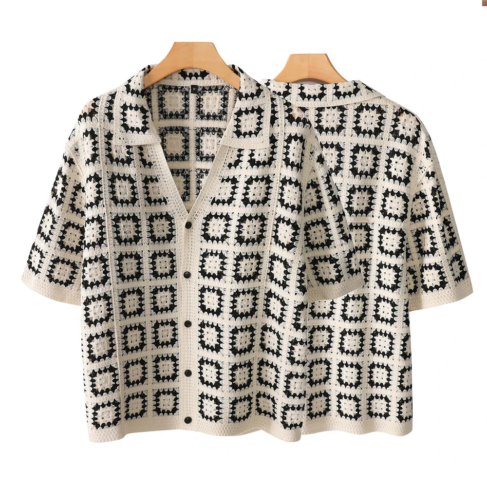 V-Neck Knitted Short Sleeve Shirt