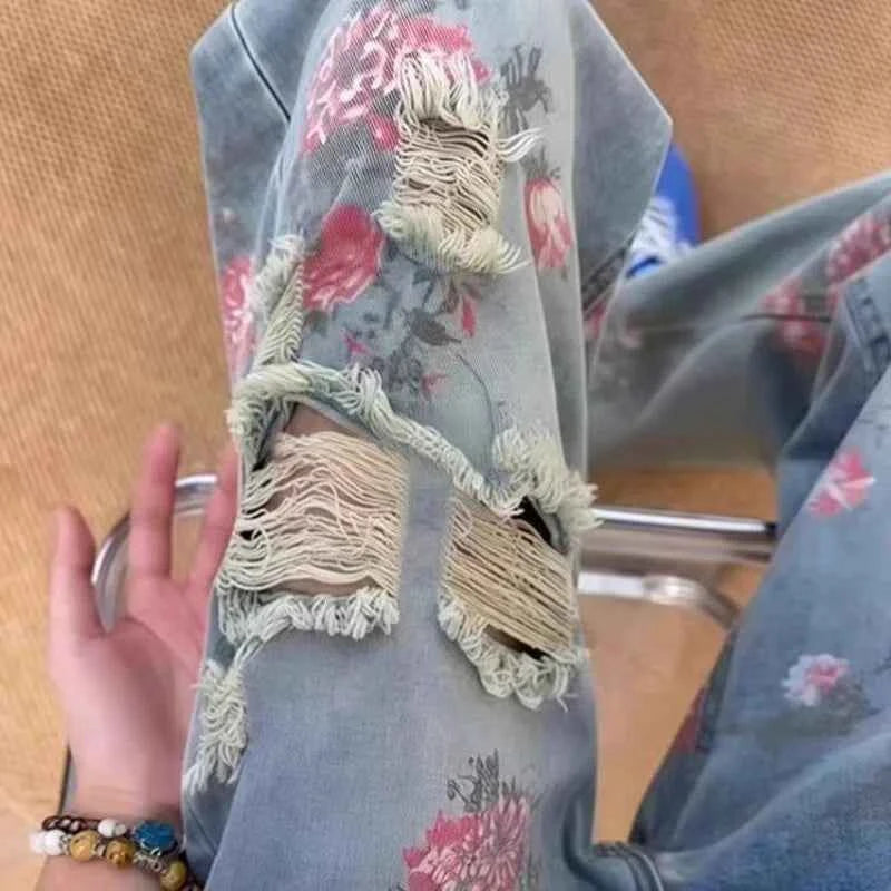 Retro Peony Flower Jacquard Ripped Jeans
