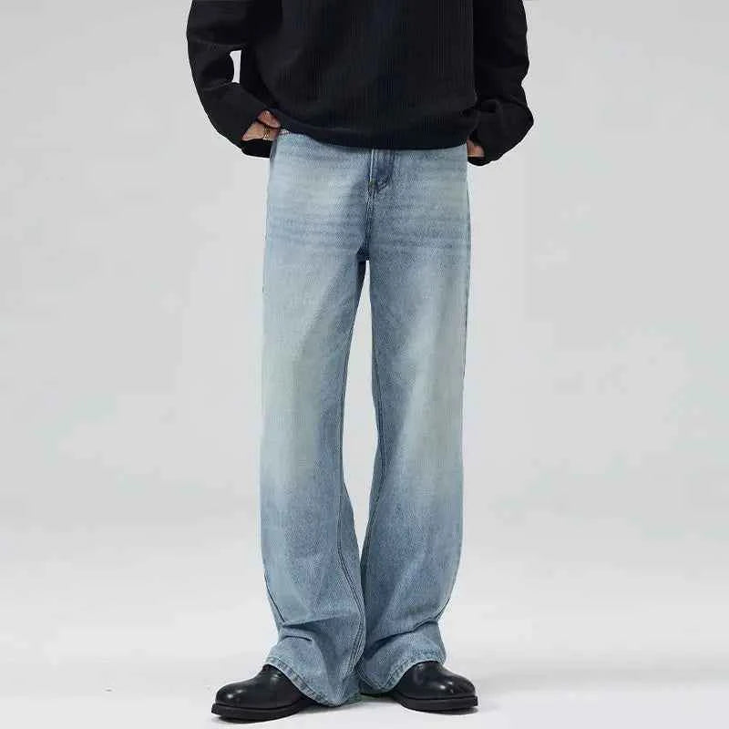 Comfort Slim Flared Light Blue Jeans