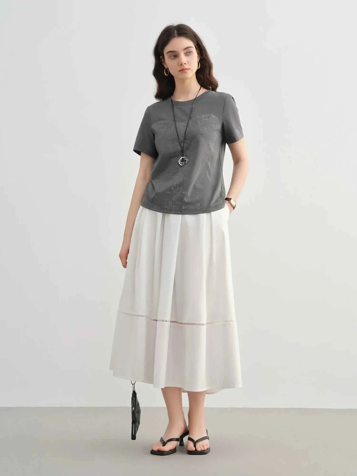 Slimming Slogan Print Round Neck T-Shirt