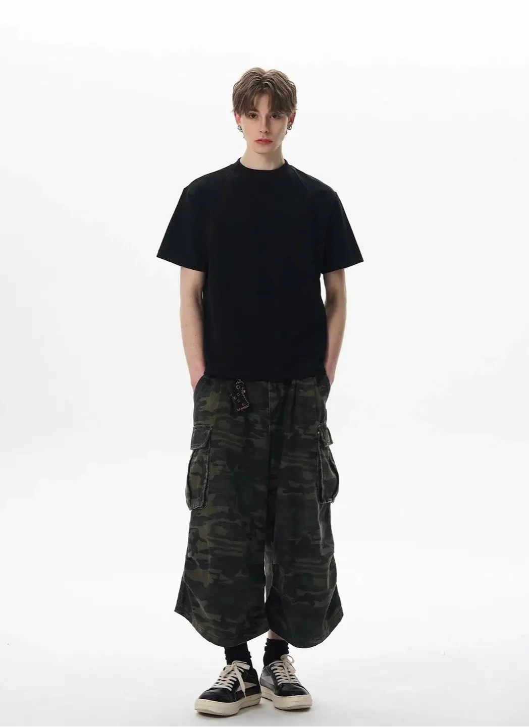 Space Cotton Stitched Box Fit T-Shirt - Luxuryurbanwear