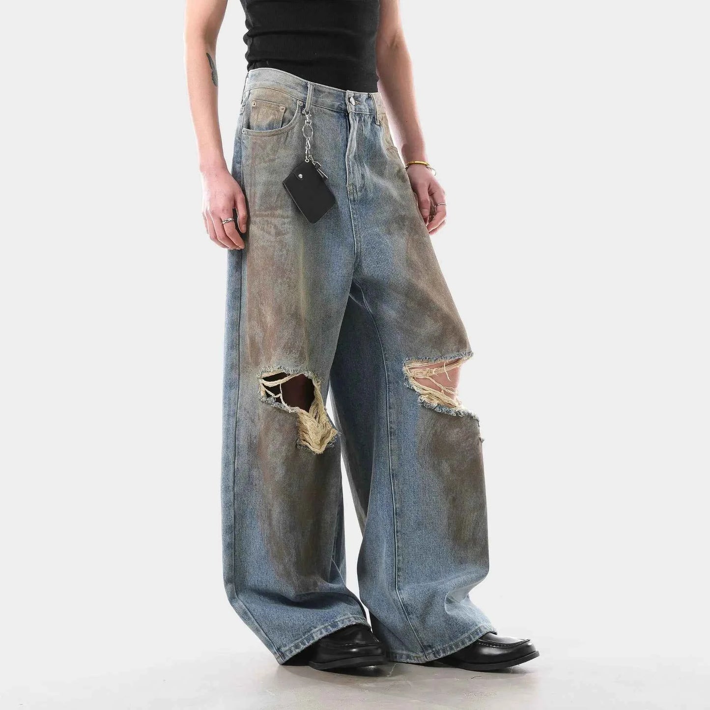 Distressed Vintage Wide Leg Spray Jeans