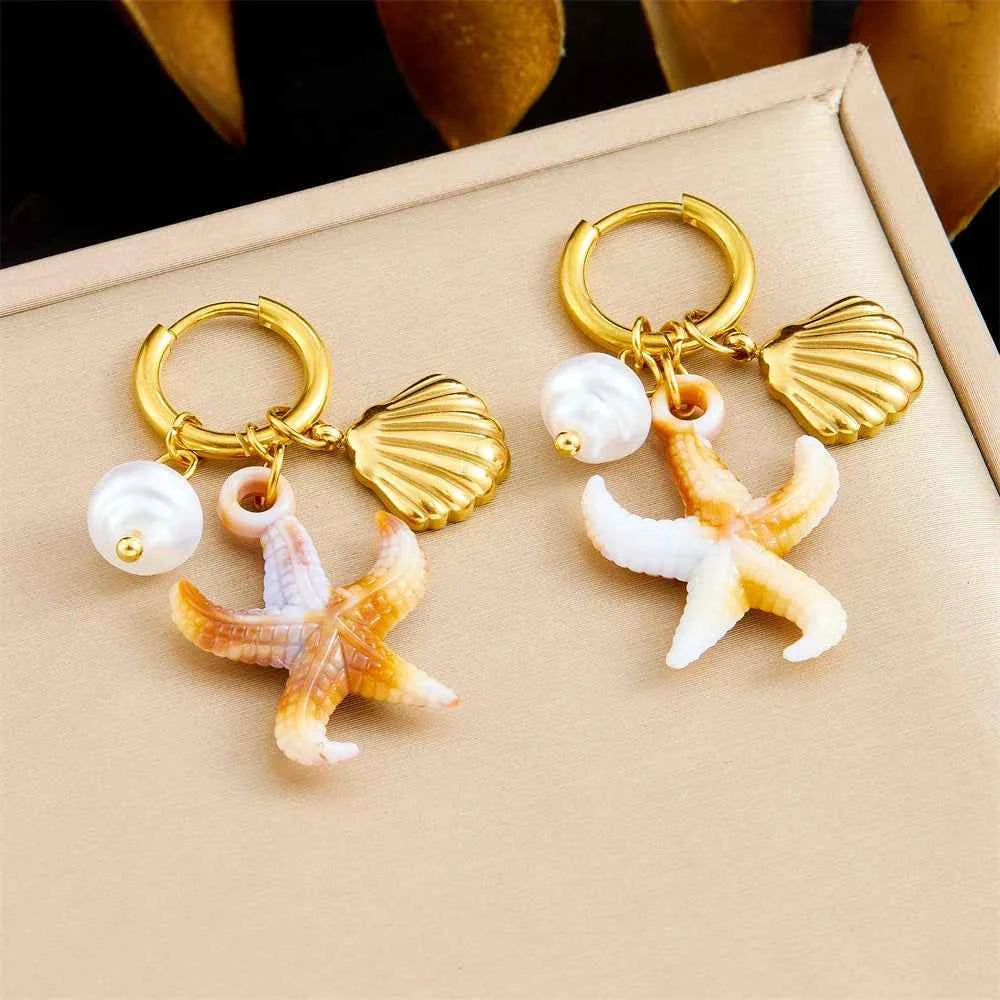 Golden Sea Star Scallop Pearl Earring