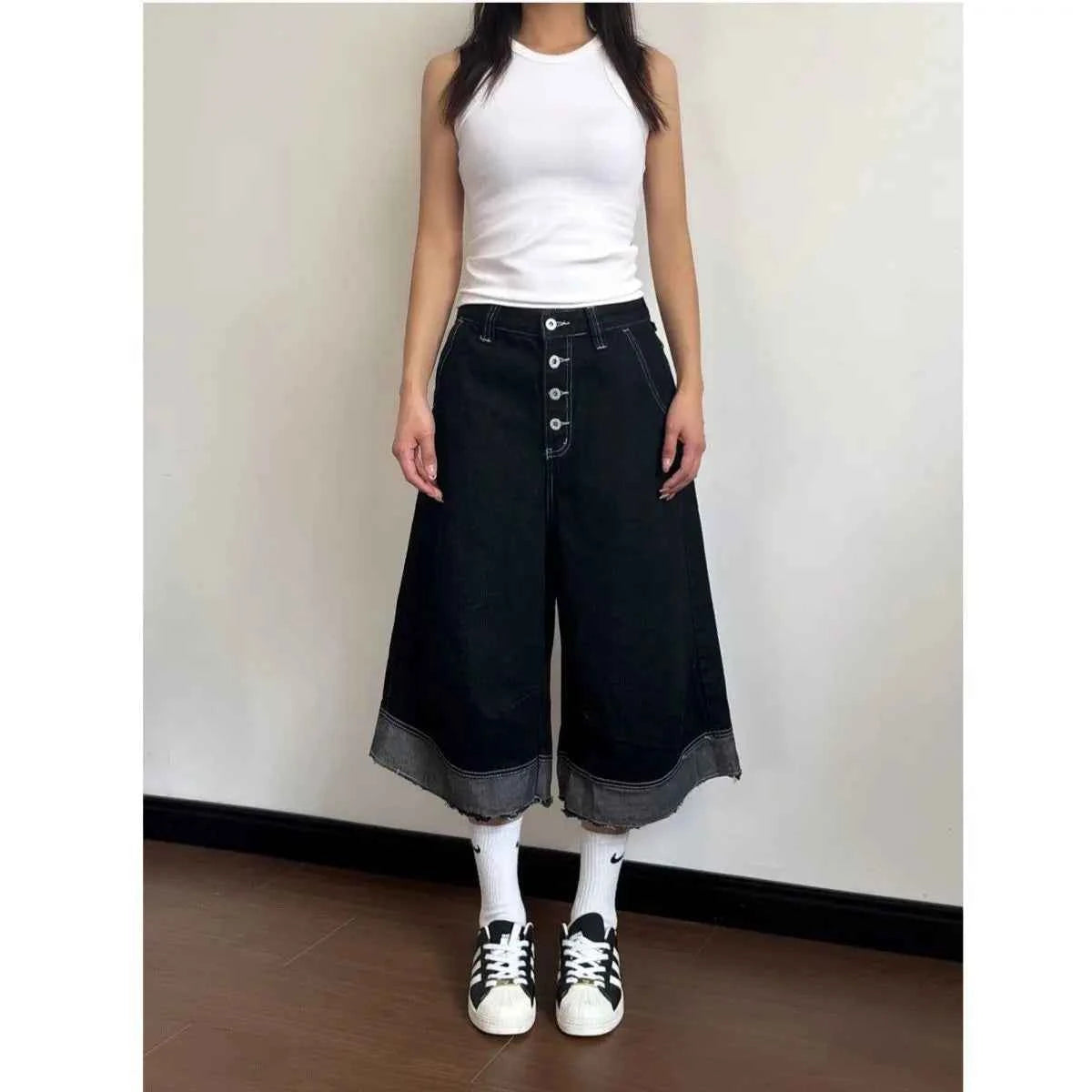 Women Retro Wide Leg Raw Edged Jorts