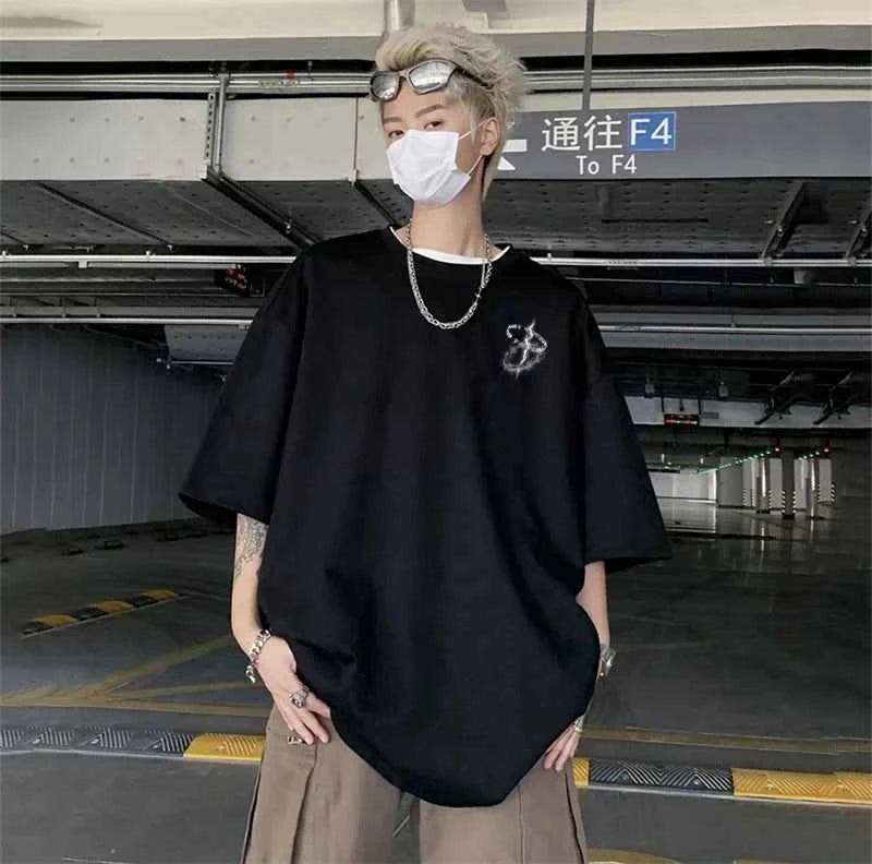 Gothic Letter Print Crewneck T-Shirt