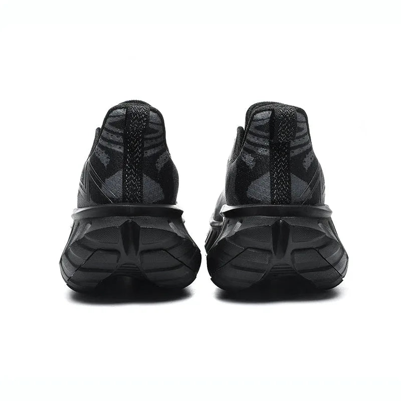 Horizon Low T84 Sneakers - Luxuryurbanwear