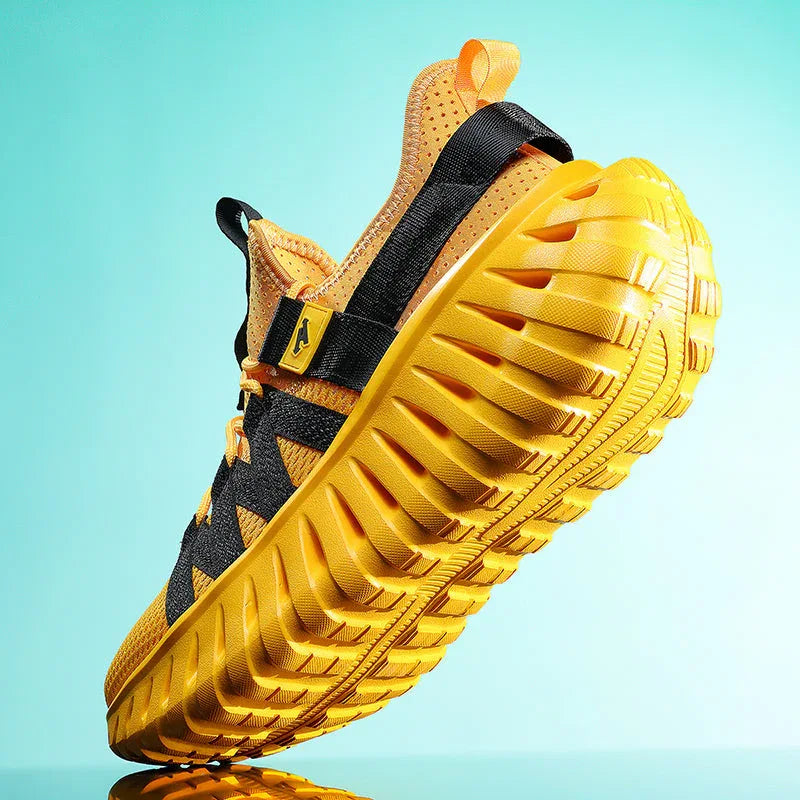 Axis Run T84 Sneakers - Luxuryurbanwear