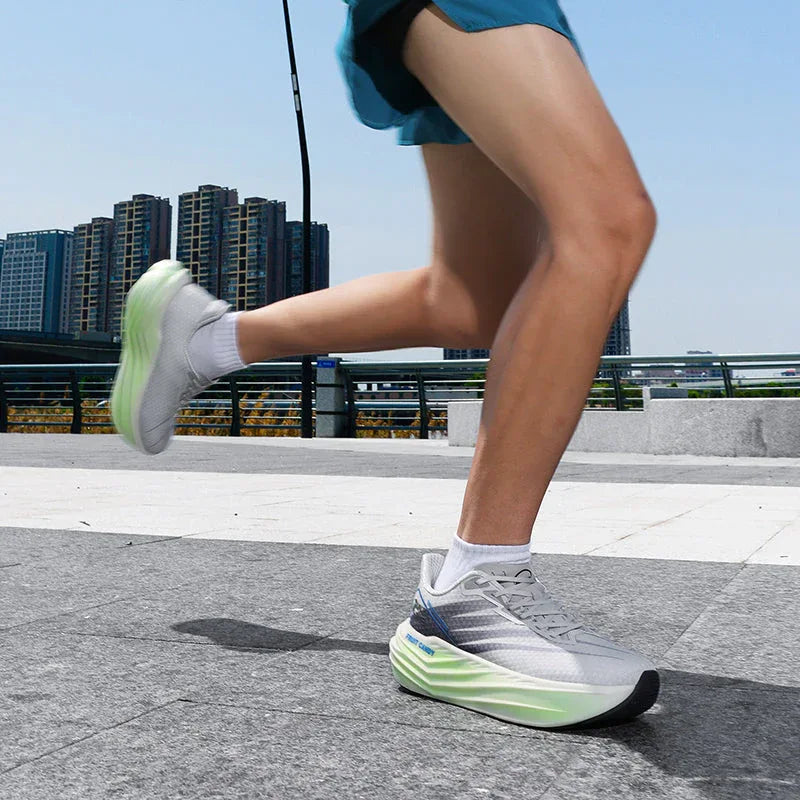 Mono Step T84 Sneakers - Luxuryurbanwear