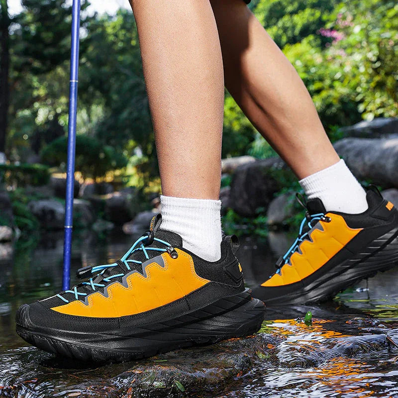 Apex Walk T84 Sneakers - Luxuryurbanwear