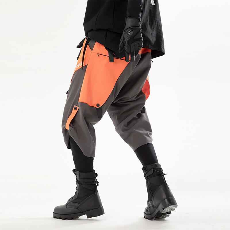 TECHWEAR CARGO PANTS ' Kokuto 'Short Cargo Pants